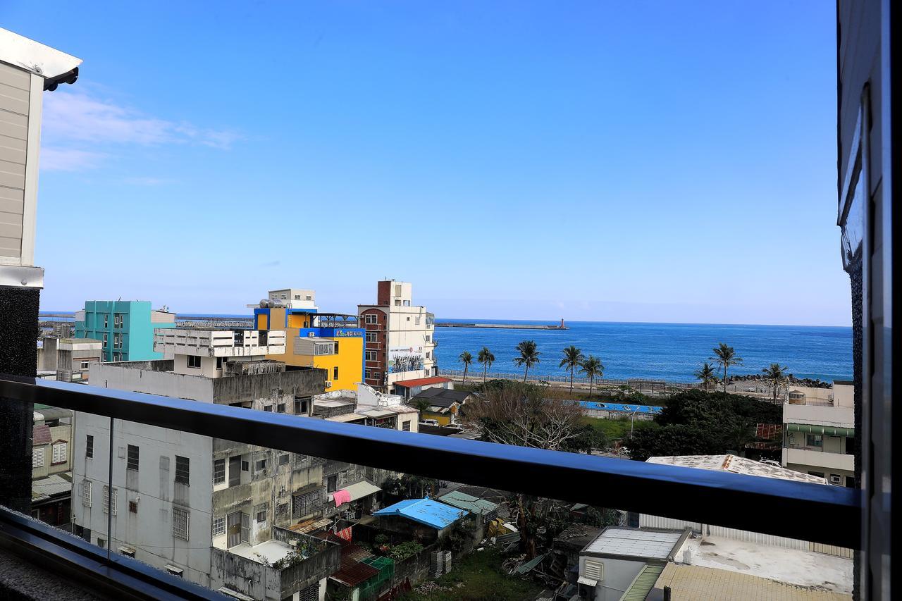 花蓮亮君經典民宿1館加2館民宿-東大門夜市-電梯包棟bright King Homestay Hualien Buitenkant foto